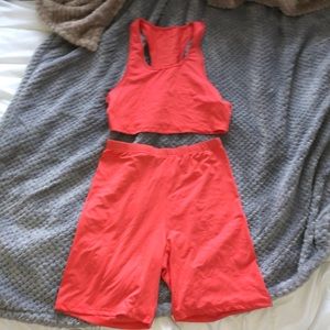Biker shorts & sports bra set